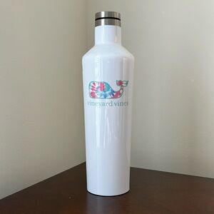 Vineyard Vines x Corkcicle Canteen